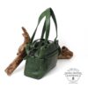 Leder Handtasche für Damen in der Farbe Grün von micmacbags. Ledertasche in mittlerer Größe, hergestellt aus feinem Rindleder. Lederdeele Engelmeier Delbrück Ostwestfalen. Seitenansicht