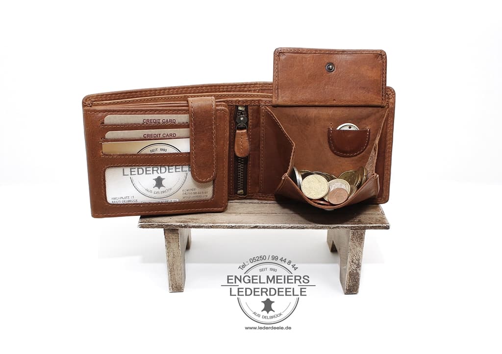 HB- 19-BROWN-6 Hill Burry Motorrad Portemonnaie. Geldbörse für Herren im Querformat. Bikerbörse in braun. Rindleder Riegelbörse, Kombibörse. Lederwaren Ostwestfalen. Lederdeele aus Delbrück. Ansicht Innenansicht