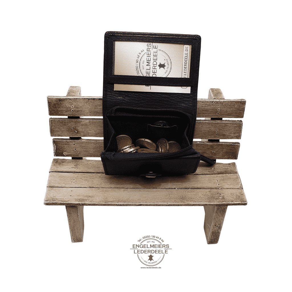 kleines Leder Portemonnaie RFID mit Gürtelschlaufe von Jockey Club. Geldbörse für die Hosentasche, auch als Kinder Portemonnaie geeignet, mit Kartenfach; Produktansicht innen