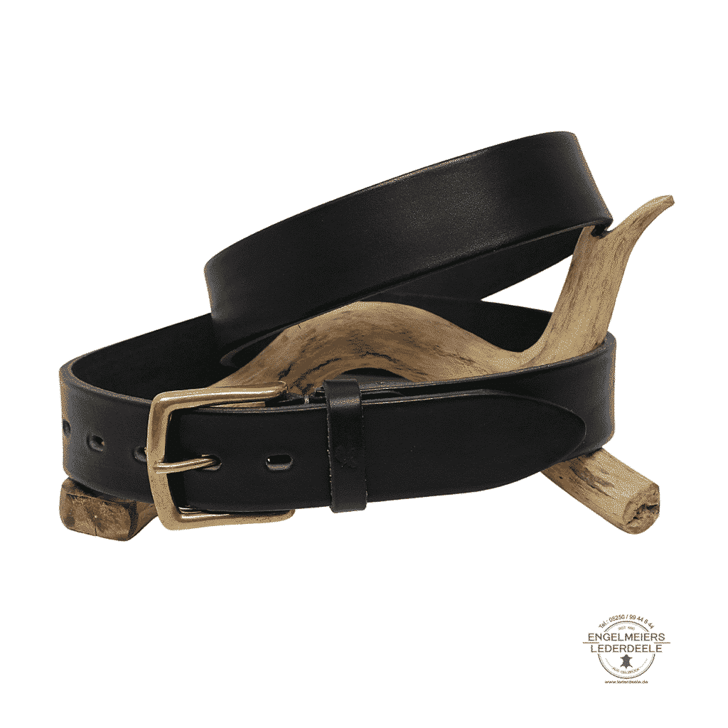 Gürtel Blake von Green Belts mit Messingschließe. Leder Gürtel in der Farbe Schwarz von Lederdeele Engelmeier Delbrück. Produktansicht