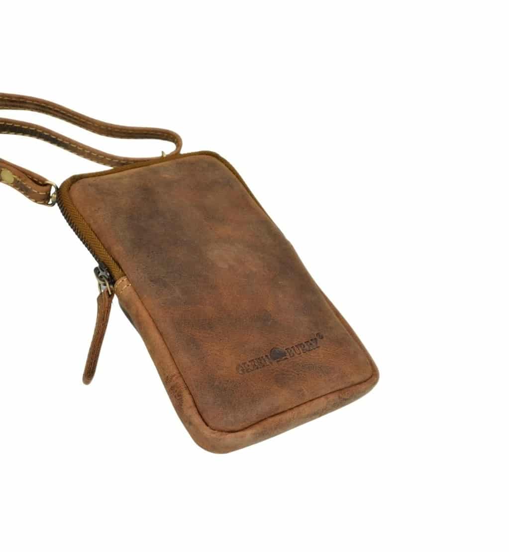 Green Burry Handytasche Leder_Smartphone_bag_Ledertasche_lederdeele_engelmeier_delbrück_ostwestfalen_03 Smartphone Bag aus Leder. Crossbody Tasche von Greenburry in braun. kleine Ledertasche mit langem Riemen bis 160cm, abnehmbar mit Karabiner. Lederdeele Engelmeier Delbrück Ostwestfalen