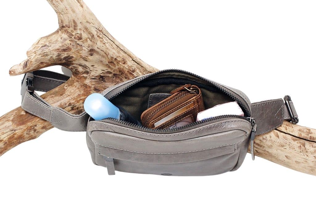 Bauchtasche Kleur micmacbags. Gürteltasche Leder Damen. Farbe grau. Slow Fashion Hüfttasche aus Rindleder. Lederdeele Engelmeier Delbrück. Lederwaren Ostwestfalen. Ansicht Hauptfach