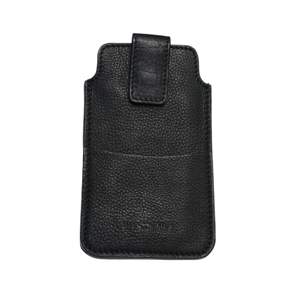 Hill Burry Gürteltasche Phone_schwarz_Smartphone_Handytasche Gürtel_Leder_Rindleder_Lederdeele Engelmeier_Delbrück_Lederwaren Ostwestfalen_05 Gürteltasche Phone von Hill Burry in der Farbe schwarz. Kleine Rindleder Tasche mit Gürtelschlaufe. Geeignet für Smartphone, Handy. Ansicht Vorderseite von Lederdeele Engelmeier aus Delbrück