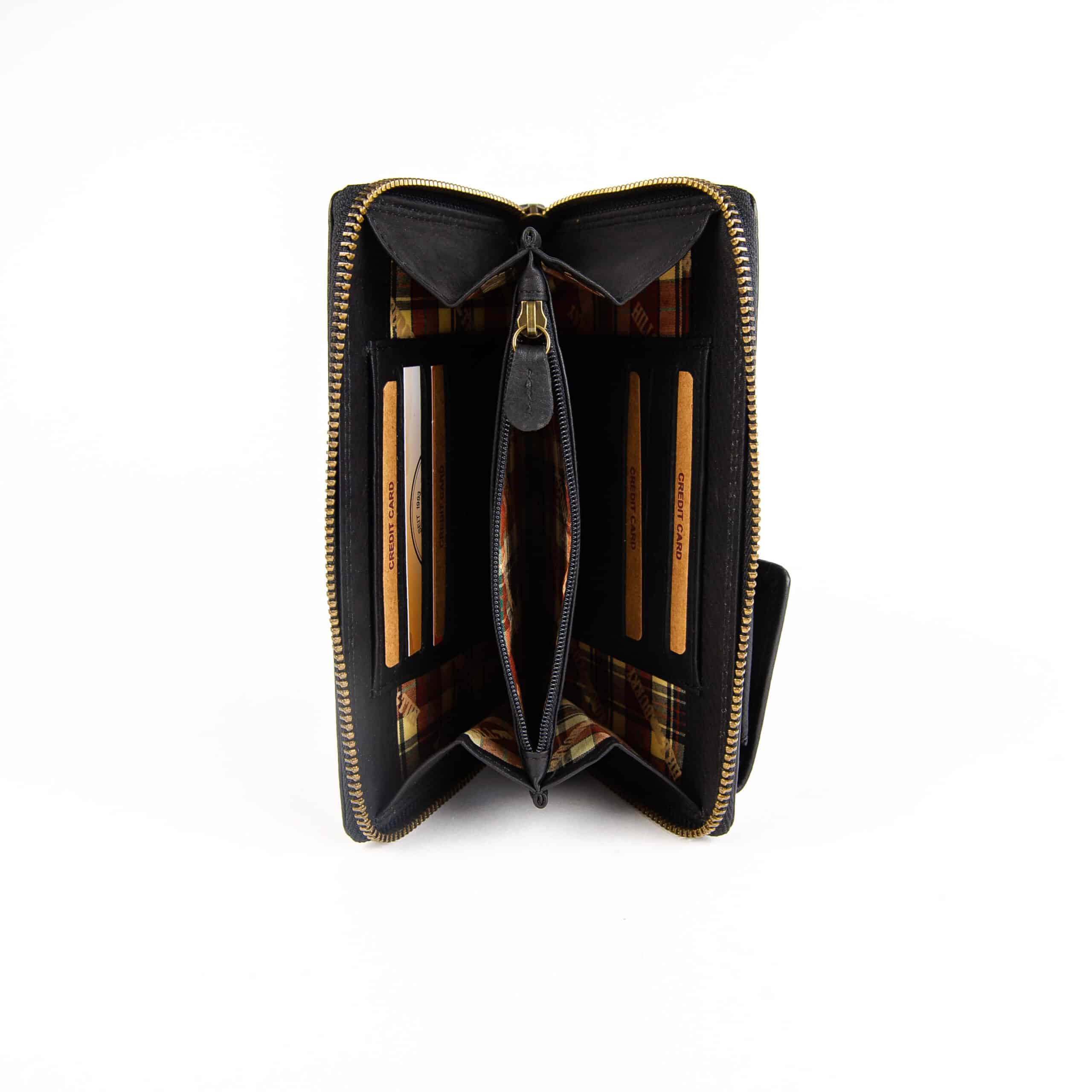 Handytasche mit Portemonnaie medium_schwarz_Hill Burry_Rindleder_Slow Fashion_Geldbörse_Smartphone_Lederwaren_Lederdeele_Delbrück_03 Handytasche mit Portemonnaie medium von Hill Burry. Kleine Ledertasche mit Geldbörse und Smartphone Fach zum Umhängen. Mittlere Größe mit langem Tragegurt. Rindleder, Slow Fashion. Farbe schwarz. Lederwaren Ostwestfalen, Lederdeele aus Delbrück. Innenansicht