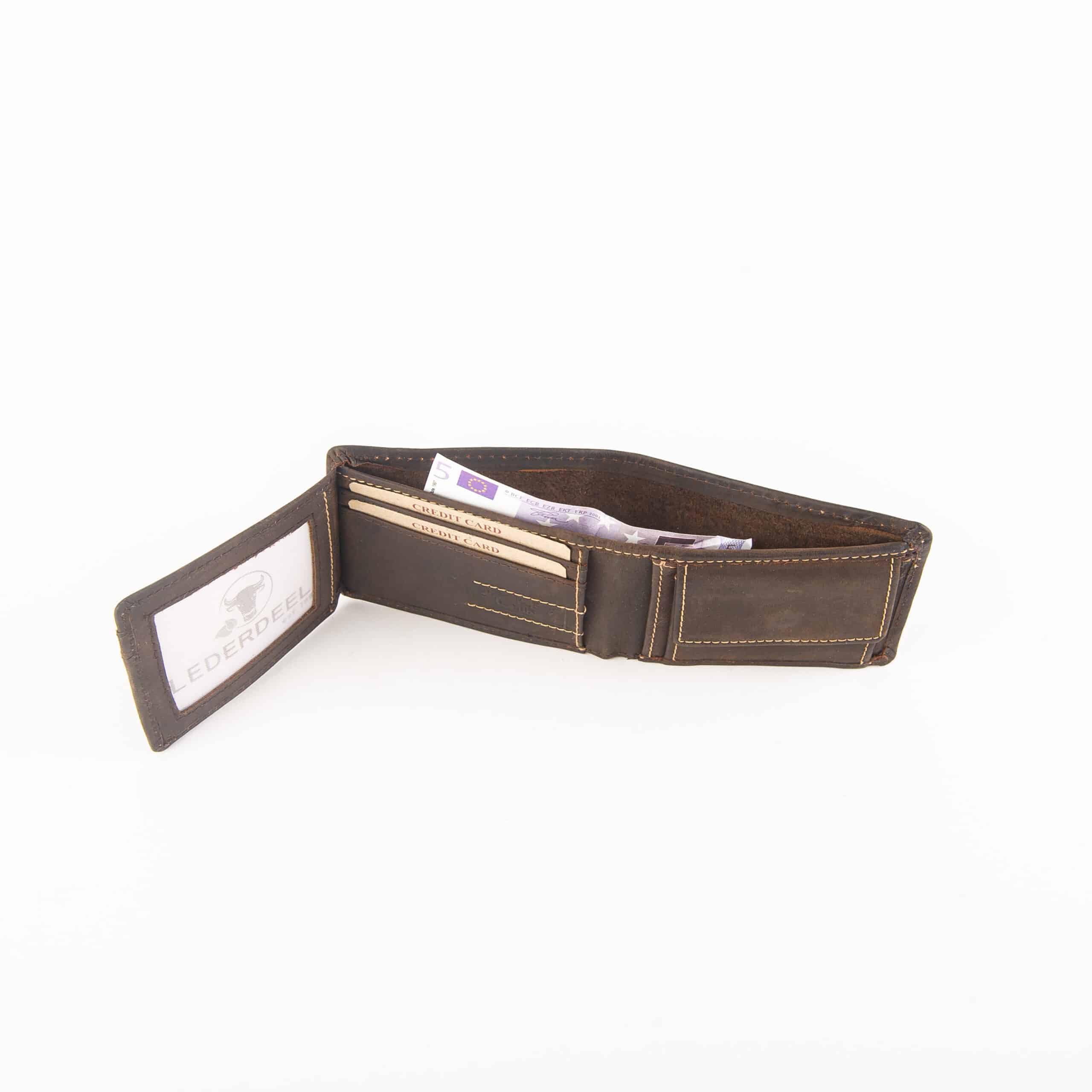 Jockey Club Geldbörse_ klein_Querformat_Naturleder_RFID_braun_Herren_Lederwaren_Lederdeele_Delbrück_04 Jockey Club Geldbörse klein im Querformat. Leder Portemonnaie für Herren. Naturleder, Rindleder, Slow Fashion. Mit RFID Schutz. Farbe braun. Lederwaren Ostwestfalen, Lederdeele aus Delbrück. Ansicht Innenansicht