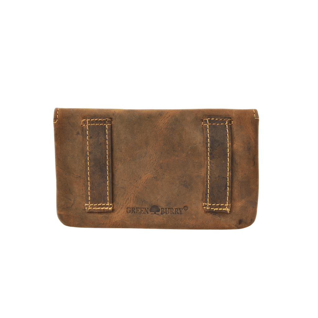 Tabaktasche Biker aus Leder von Greenburry. Tabakbeutel im Vintage Design mit Totenkopf Motiv. Lederbeutel mit Gürtelschlaufen, Gürteltasche. Slow Fashion Rindleder. Lederwaren Ostwestfalen, Lederdeele aus Delbrück. Ansicht Rückseite