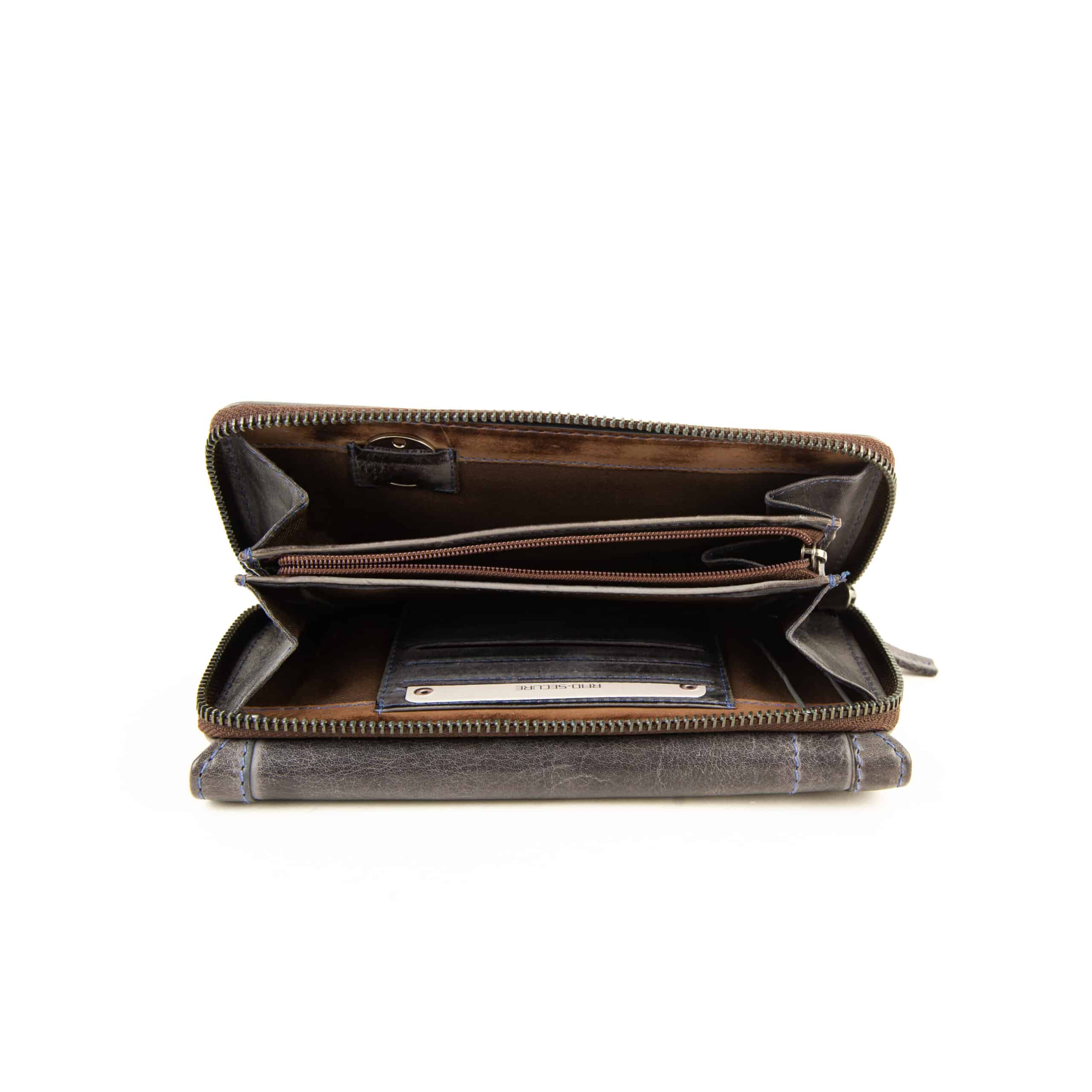 Jockey Club Damenbörse large. Leder Geldbörse mit RFID Schutz. Slow Fashion Rindleder. Farbe blau. Lederwaren in Ostwestfalen, Lederdeele aus Delbrück. Ansicht Reißverschlussfach Münzen und Bargeld