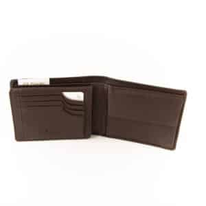 Esquire Deer Querformatbörse Herren. Exklusives Portemonnaie aus weichem Hirschleder. Geldbörse mit RFID Schutz und patentiertem Card Safe System. Querformat. Farbe braun. Lederwaren in Ostwestfalen, Lederdeele Delbrück. Ansicht Kartenfächer