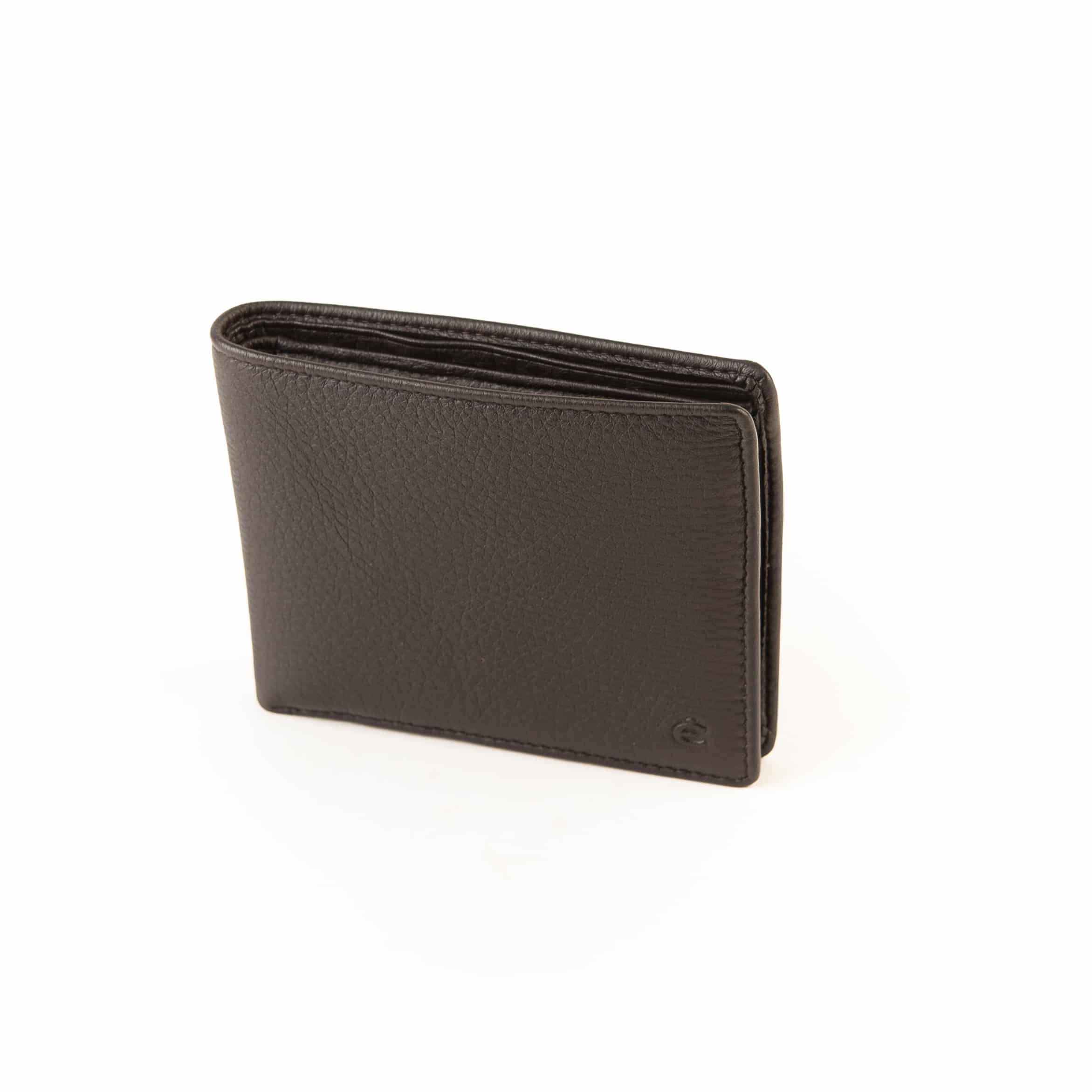 Esquire Deer Querformatbörse für Herren. Exklusives Portemonnaie aus weichem Hirschleder. Flache Geldbörse mit RFID Schutz und patentiertem Card Safe System. Querformat. Farbe braun. Lederwaren in Ostwestfalen, Lederdeele Delbrück. Ansicht Profilansicht