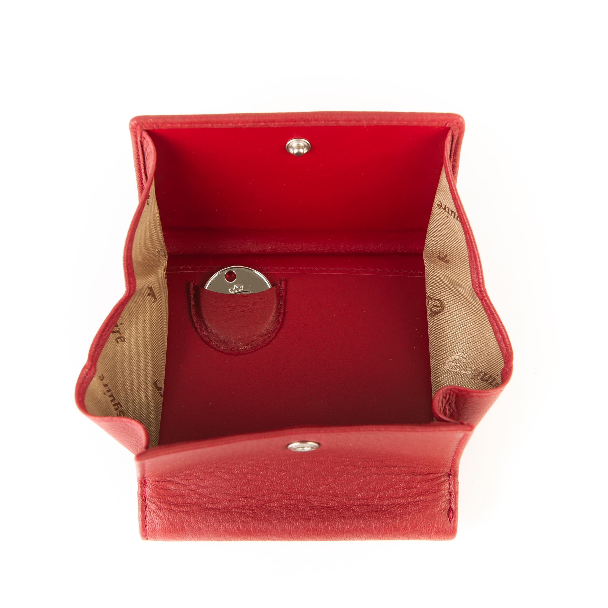 Esquire Deer Wiener Schachtel_Geldbörse_Münzfach_quadratisch_Portemonnaie_Hirschleder_rot_Lederwaren_Ostwestfalen_Lederdeele_Delbrück_12 Esquire Deer Wiener Schachtel. Geldbörse für Damen und Herren mit quadratischem Münzfach. Exklusives Portemonnaie aus weichem Hirschleder. Farbe rot. Lederwaren in Ostwestfalen, Lederdeele aus Delbrück. Ansicht Münzfach