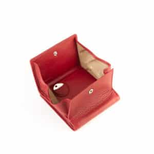 Esquire Deer Wiener Schachtel. Geldbörse für Damen und Herren mit quadratischem Münzfach. Exklusives Portemonnaie aus weichem Hirschleder. Farbe rot. Lederwaren in Ostwestfalen, Lederdeele aus Delbrück. Ansicht Münzfach