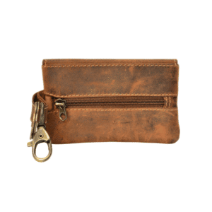 Greenburry Schlüsseletui Vintage im rustikalen Used Look. Schlüsseltasche aus festem Rindleder mit drei Schlüsselringen. Farbe Sattelbraun. Lederwaren in Ostwestfalen, Lederdeele aus Delbrück. Ansicht Rückseite Reißverschluss