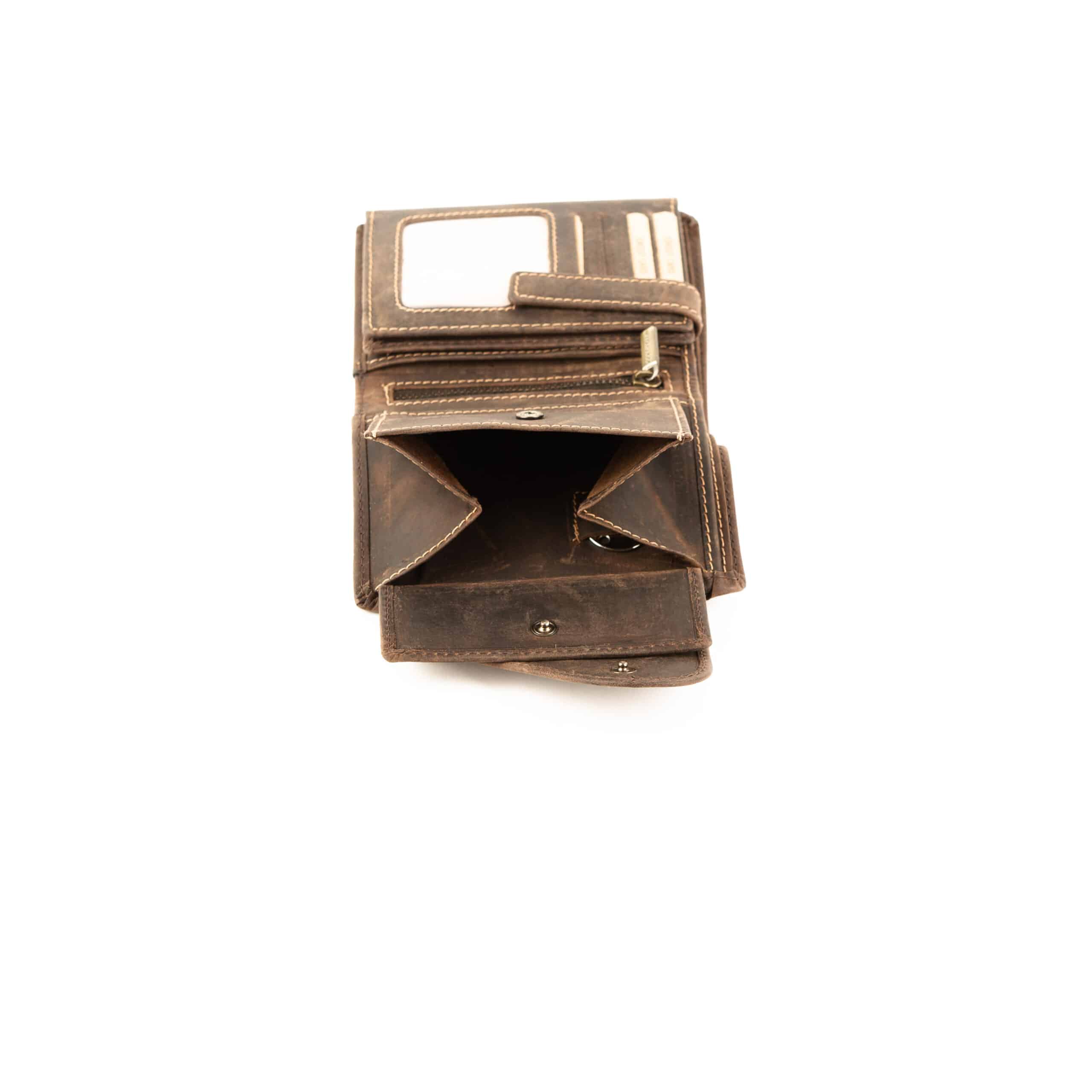 Jockey CLub Toro Kombibörse_Portemonnaie_Riegelbörse_RFID_Rindleder_Hochformat_Geldbörse_braun_Lederwaren_OstwestfalenLederdeele_Delbrück_Paderborn_09 Jockey Club Toro Kombibörse aus Rindleder. Geldbörse im Hochformat mit Innenriegel und Außenriegel. Echtleder Portemonnaie, Slow Fashion. Farbe braun. Lederwaren Ostwestfalen, Lederdeele aus Delbrück Paderborn. Ansicht Münzfach