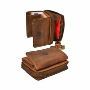 Greenburry Minibörse mit Reißverschluss Münzfach. Kleine Geldbörse für die Hosentasche oder für kleine Handtaschen. Aus naturbelassenem Rindleder, Naturleder. Slow Fashion Portemonnaie im Vintage Look. Farbe braun, Sattelbraun. Lederwaren Ostwestfalen, Lederdeele aus Delbrück Paderborn. Ansicht Gesamtansicht