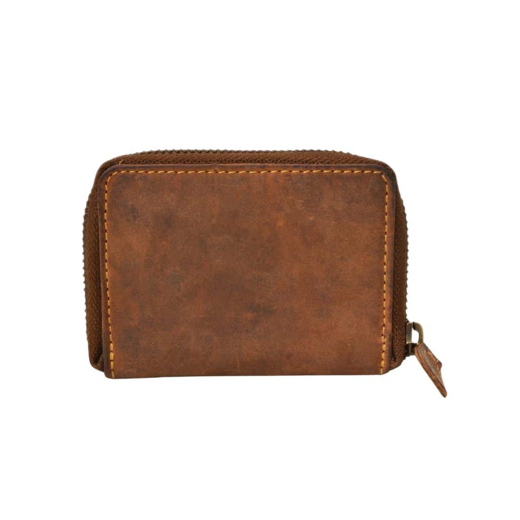 Greenburry Minibörse mit Reißverschluss Münzfach. Kleine Geldbörse für die Hosentasche oder für kleine Handtaschen. Aus naturbelassenem Rindleder, Naturleder. Slow Fashion Portemonnaie im Vintage Look. Farbe braun, Sattelbraun. Lederwaren Ostwestfalen, Lederdeele aus Delbrück Paderborn. Ansicht Rückseite