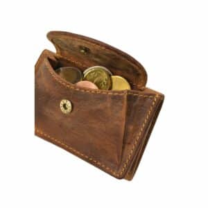 Greenburry Wickelbörse XXS - Minibörse aus naturbelassenem Rindleder. Kleines Portemonnaie aus echtem Leder. Geldbörse im Vintage Look. Farbe braun, Sattelbraun. Slow Fashion Lederwaren Ostwestfalen, Lederdeele aus Delbrück Paderborn. Ansicht Münzfach