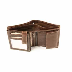 Jockey Club Riegelbörse Buffalo im Hochformat. Leder Geldbörse für Herren aus festem Büffelleder. Echtleder Portemonnaie mit Öse. Farbe braun. Lederwaren Ostwestfalen, Lederdeele aus Delbrück Paderborn. Ansicht Scheinfach