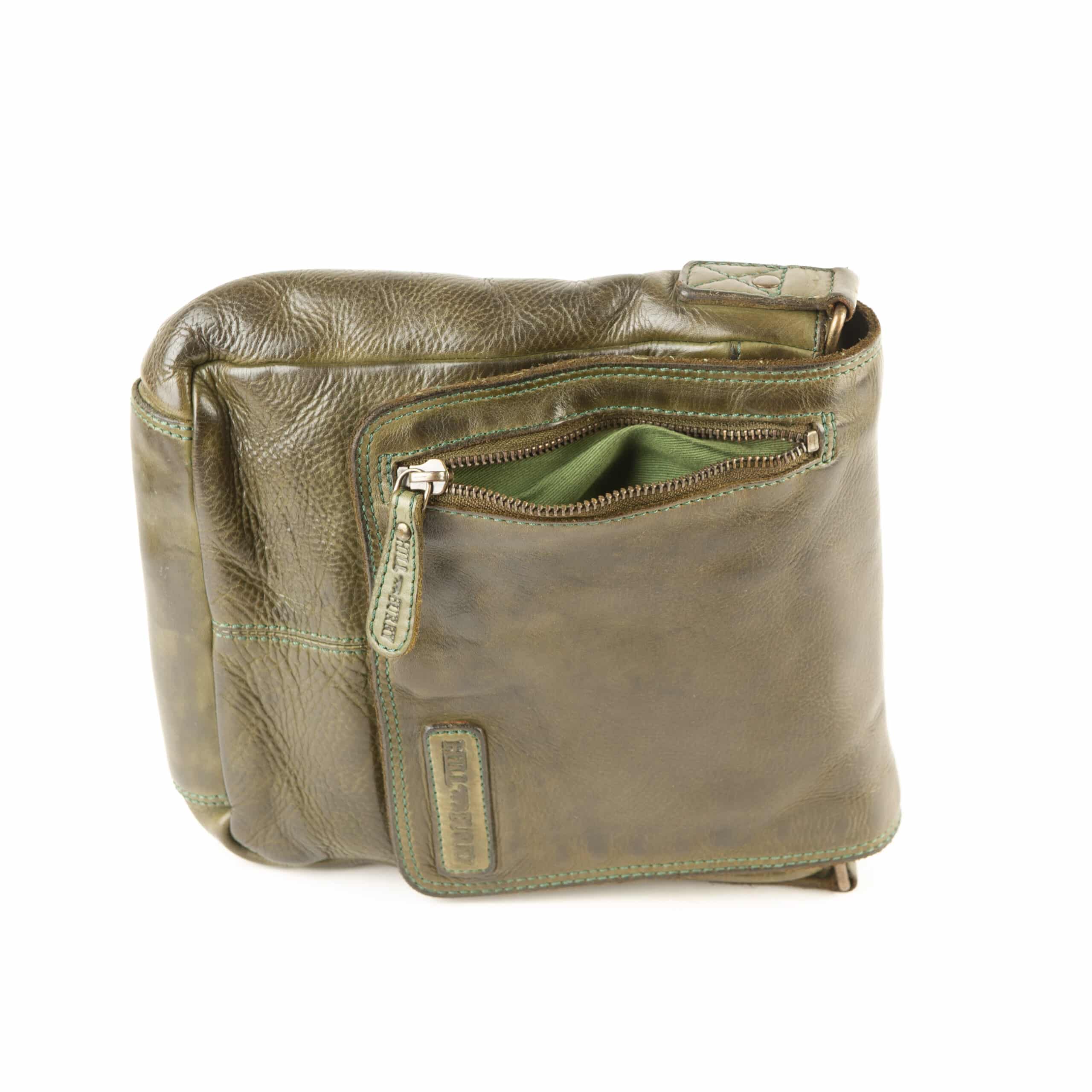 Hill Burry Umhängetasche Waschleder_Ledertasche_Tasche_Echtleder_Rindleder_grün_Lederwaren_Ostwestfalen_Lederdeele_Delbrück_Paderborn_06 Hill Burry Umhängetasche Waschleder, Ledertasche für Damen. Rindleder Tasche mit Innenfutter aus Baumwolle. Farbe grün / Waldgrün. Lederwaren Ostwestfalen, Lederdeele Delbrück Paderborn. Ansicht Reißverschlussfach Vorderseite