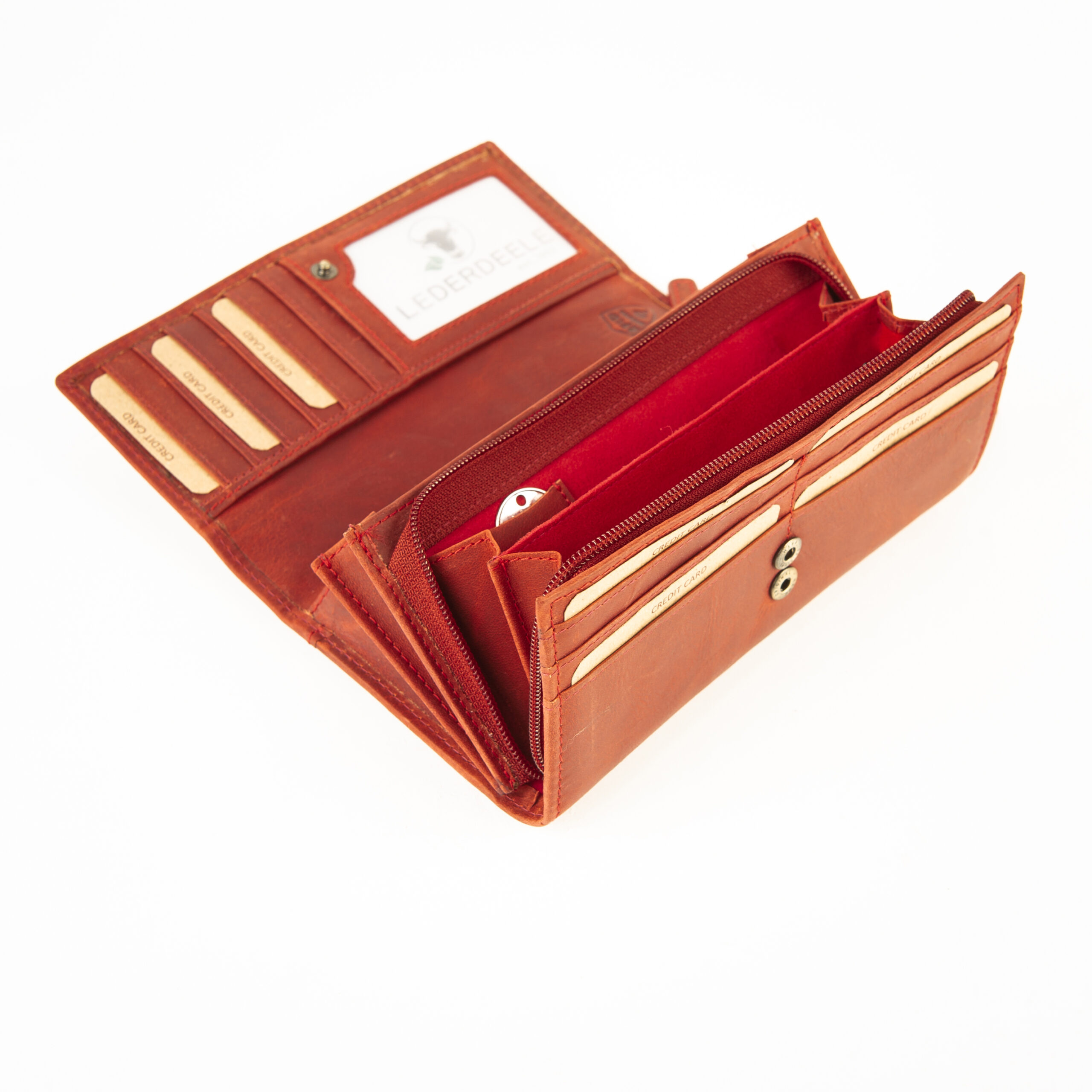 Jockey Club Toro Damenbörse Reißverschluss, rot. Echtleder Portemonnaie Damen, Vintage, pflanzlich gegerbt. Lederwaren Ostwestfalen, Lederdeele Delbrück_07 Jockey Club Toro Damenbörse mit Reißverschluss Münzfach in rot. Echtleder Portemonnaie für Damen aus pflanzlich gegerbtem Rindleder. Naturleder, Slow Fashion, Vintage. Lange Damenbörse mit Überschlag und doppeltem Druckknopfverschluss. Lederdeele Delbrück, Paderborn. Lederwaren in Ostwestfalen. Ansicht Innenansicht Kartenfächer