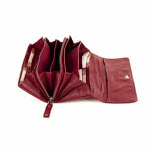 Jockey Club Portemonnaie Damen, Bolt Chic X-Large. Große Damenbörse mit dekorativen Ziernieten auf der Vorderseite. Geldbörse aus weichem Lammleder, Münzfach mit Reißverschluss. Farbe Rot, Lederwaren online kaufen, Lederdeele Delbrück, Paderborn. Ansicht Innenansicht