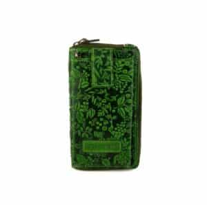 Handytasche mit Portemonnaie zum Umhängen, Floral. Farbe Grün. Kombination aus Geldbörse und Smartphone Fach mit floraler Blumenprägung. Rindleder Tasche für Damen mit RFID Schutz und 14 Kartensteckfächer. Jetzt online kaufen bei Lederdeele Engelmeier aus Delbrück, Paderborn. Ansicht Vorderseite