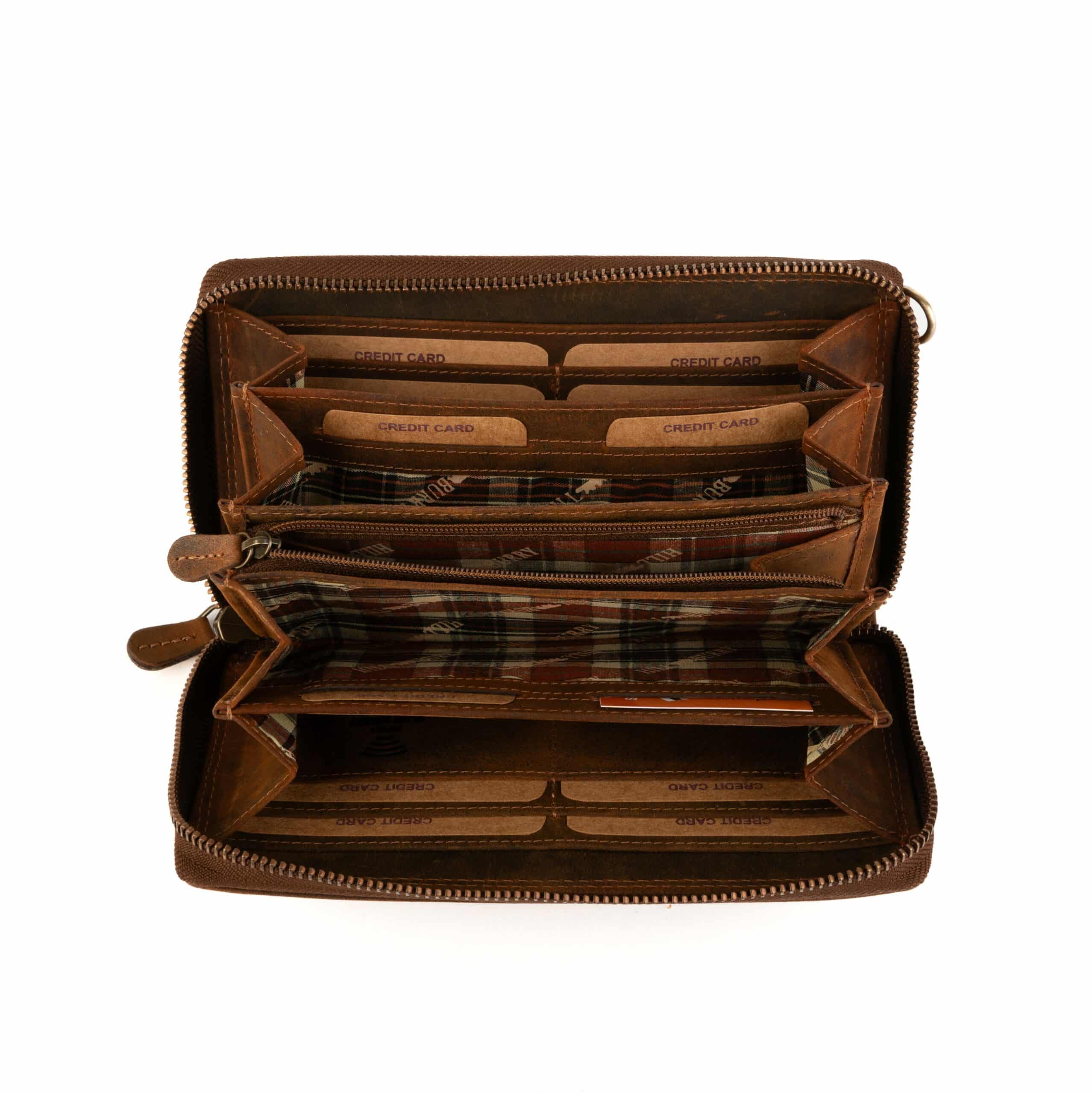 Handytasche mit Portemonnaie Vintage zum Umhängen. Geldbörse, Smartphonefach. Retro Damentasche aus Leder, RFID geschützt. Online kaufen. Lederdeel Delbrück_11 Handytasche mit Portemonnaie zum Umhängen, Vintage Look. Kombination aus Geldbörse und Smartphone Fach aus naturbelassenem Vintage Hunterleder. Rindleder Tasche für Damen mit RFID Schutz und 14 Kartensteckfächer. Jetzt online kaufen bei Lederdeele Engelmeier aus Delbrück, Paderborn. Ansicht Innenansicht Münzfach mit Reißverschluss