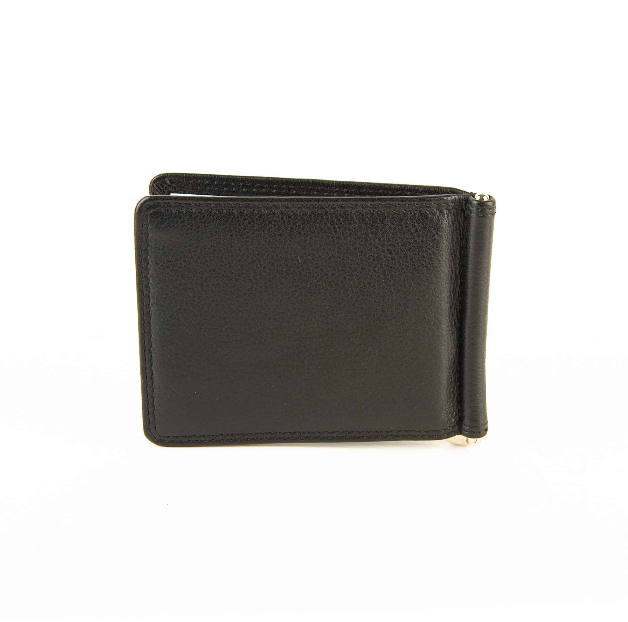 Jockey Club Dollarclip Slim-Fit. Schlanke Geldbörse, Herren mit RFID Schutz. Geldklammer in Leder. Schwarz. Dollar Clip online kaufen, Lederdeele Delbrück, Paderborn_02 Jockey Club Dollarclip Slim-Fit aus grobnarbigem Rindleder. Farbe Schwarz. Schlanke Geldbörse für Herren mit Geldklammer, in Leder. Dollar Clip ohne Münzfach, mit RFID Schutz. Lederwaren online kaufen bei Lederdeele Engelmeier aus Delbrück, Paderborn. Ansicht Rückseite