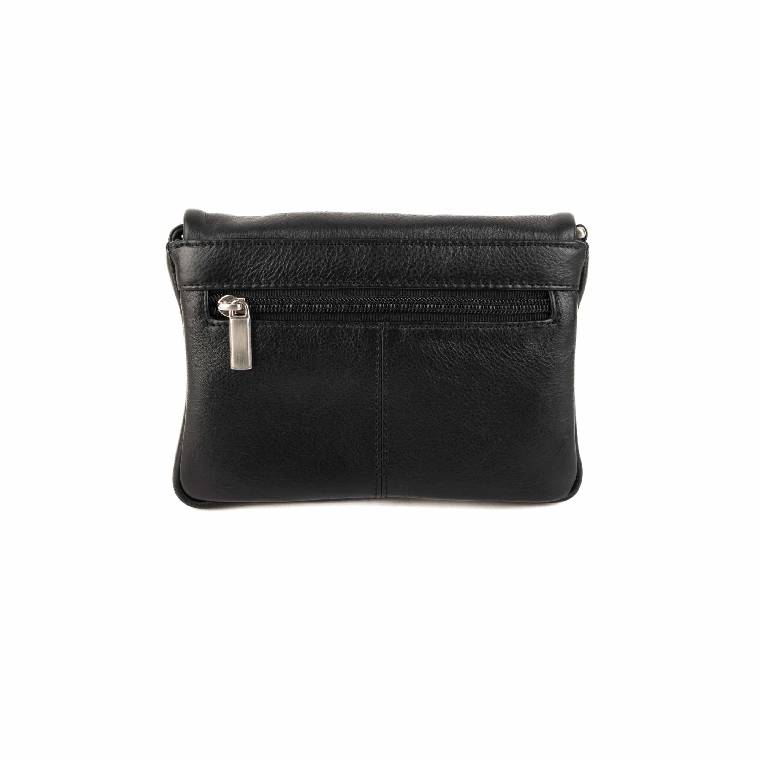 Kleine Echtleder Handtasche_Abendtasche_Ledertasche_Damen_schwarz_Lederdeele_Delbrück_Paderborn_03 Kleine Echtleder Handtasche aus weichem Rind Nappa Leder. Abendtasche für Damen mit Überschlag und langem Tragegurt. Ledertasche von Estelle. Farbe Schwarz. Jetzt online kaufen bei Lederdeele Engelmeier aus Delbrück, Paderborn. Ansicht Rückseite